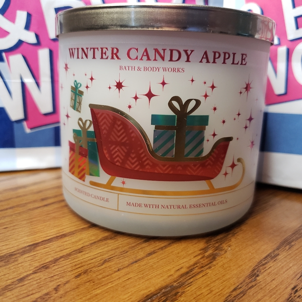 Bath & Body Works Winter Candy Apple 3-Wick Candle